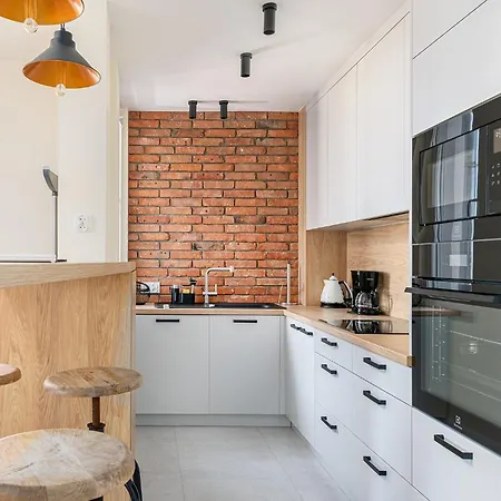 Rentplanet - Solec * Warszawa